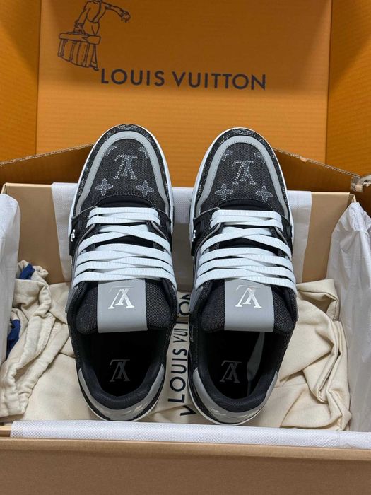 Adidasi Louis Vuitton Trainer Premium