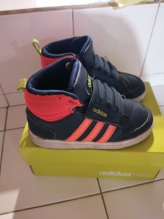 Бебешки маратонки Adidas 23н и Nike 20н