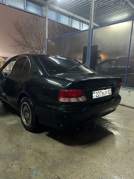 Mitsubishi galant