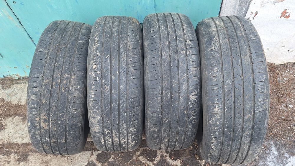 Продаётся комплект шин