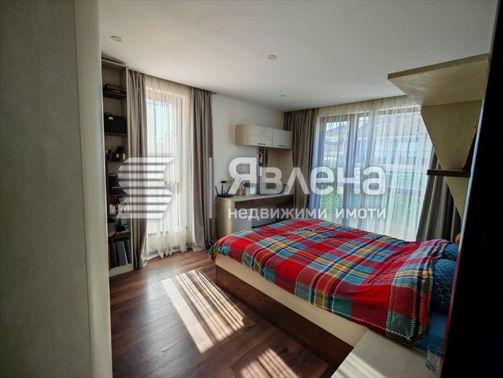 Продава се Многостаен апартамент в Бургас, Лазур - 220 кв.м за 2500 €/кв.м - Снимка #5