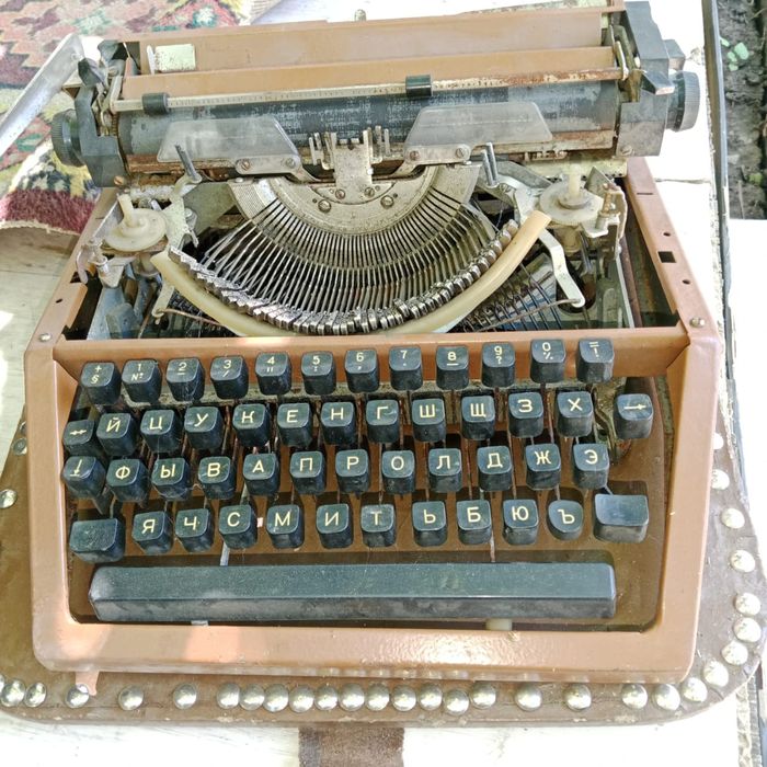 Продам печатную машинку