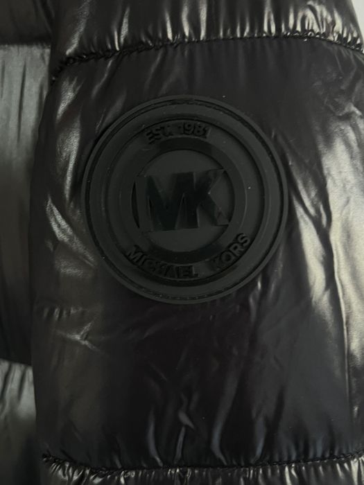 Яке Michael kors S