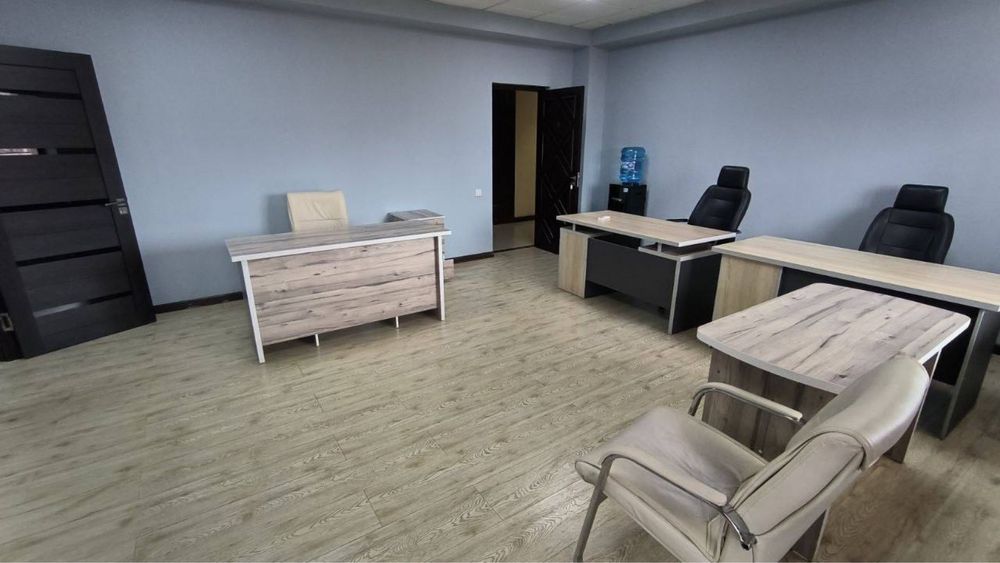 Уютный Офис с Мебелью