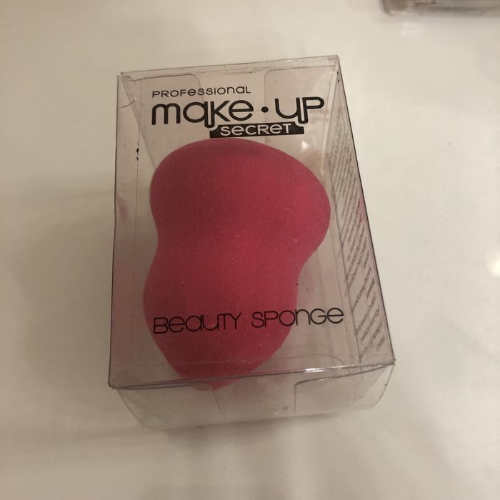 Тени MAC почти новые