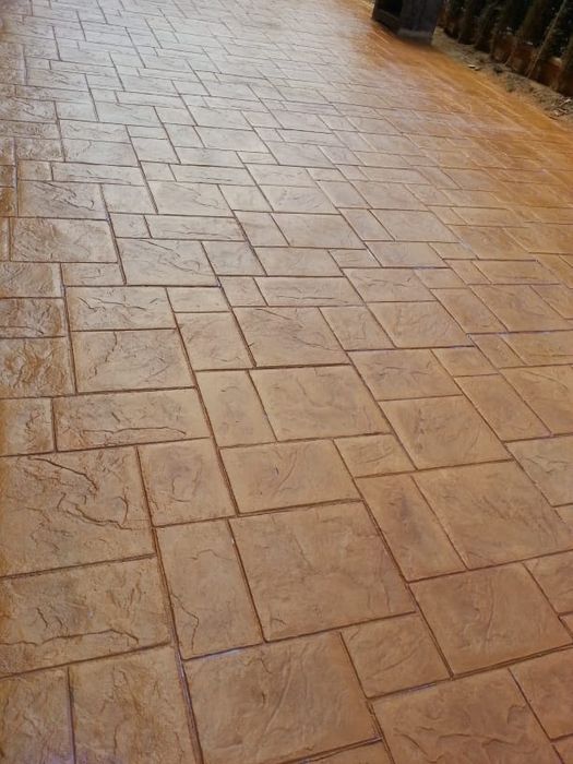 Beton Amprentat Si Vertical!