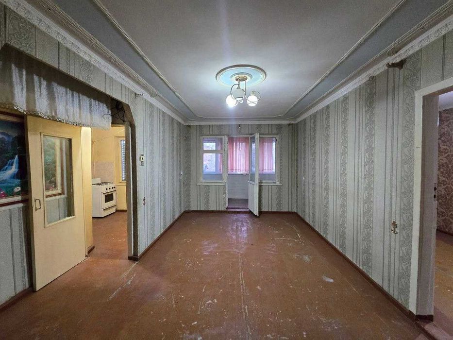 21 - мактаб якинида 2 хонали 3 хонага мосласа булади