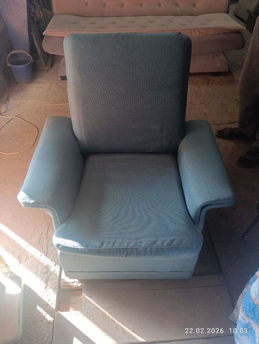 Продается мягкая мебель: диваны, кресла