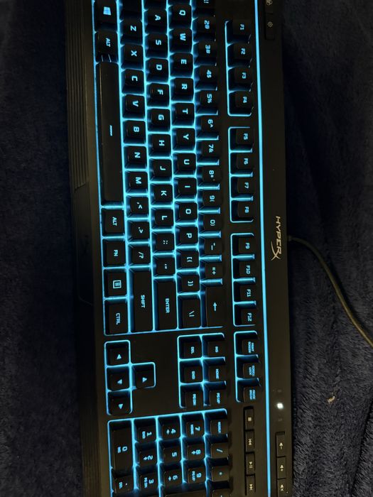 Tastatura Alloy Core