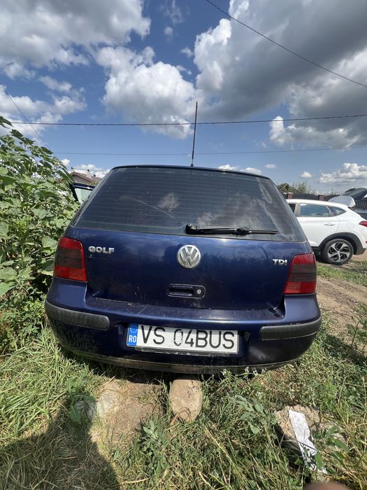 VOLKSWAGEN Golf 2003 — imagine 4