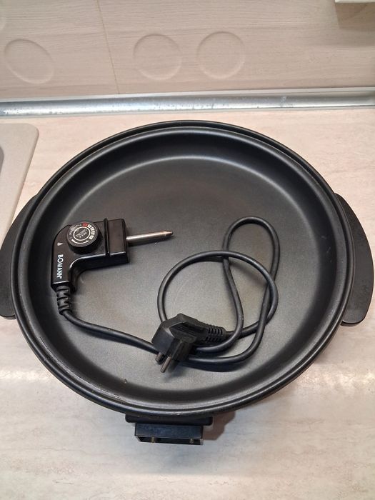 Tigaie electrică multifunctională