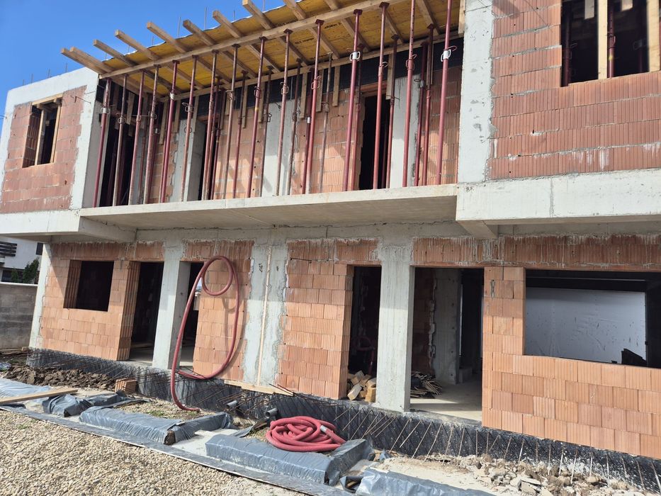 Duplex Premium de vanzare