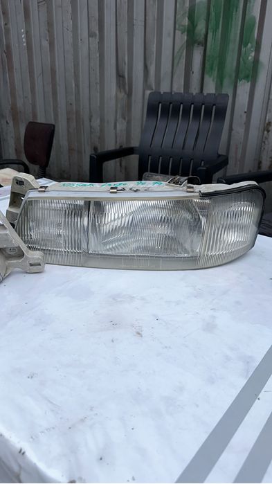Фары на Nissan Largo 96-99