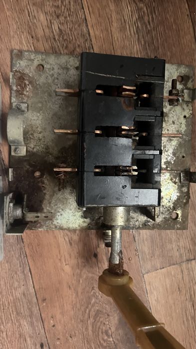 Продам рубильник на 380V