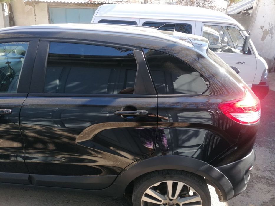 Lada XRay в хорошом состояние звоните договаримся