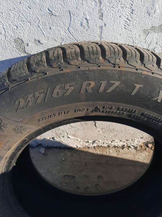 Продам 235/65/17