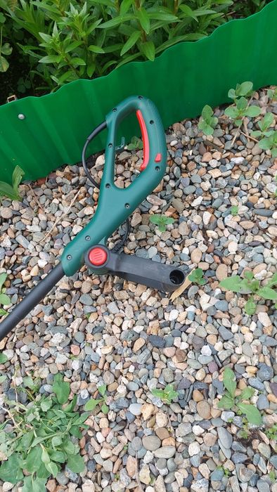 Триммер электрический Bosch EasyGrassCut 26