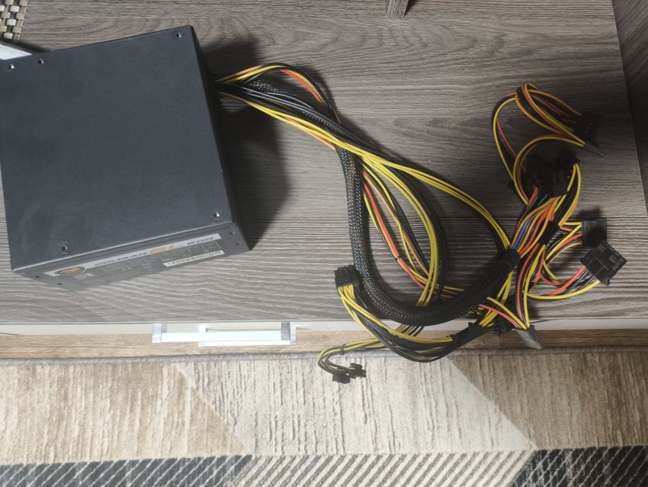 Продам Блок питания для ПК - 600w