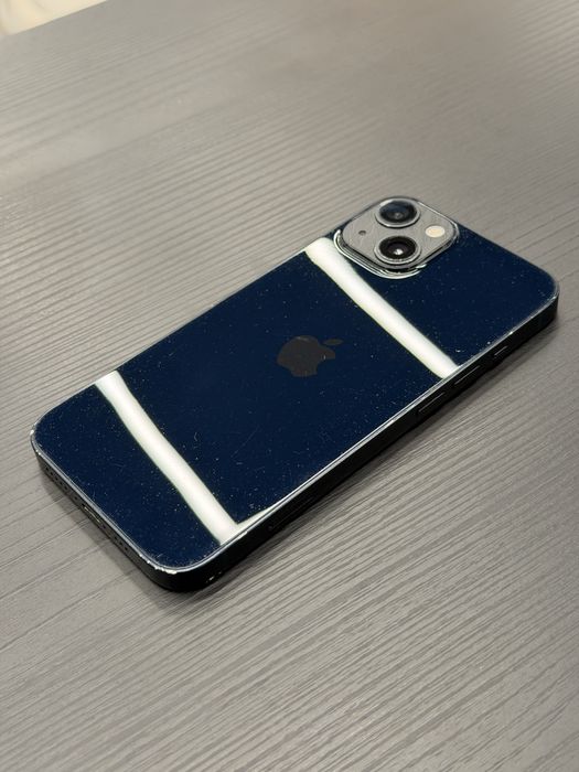 продам iphone 13