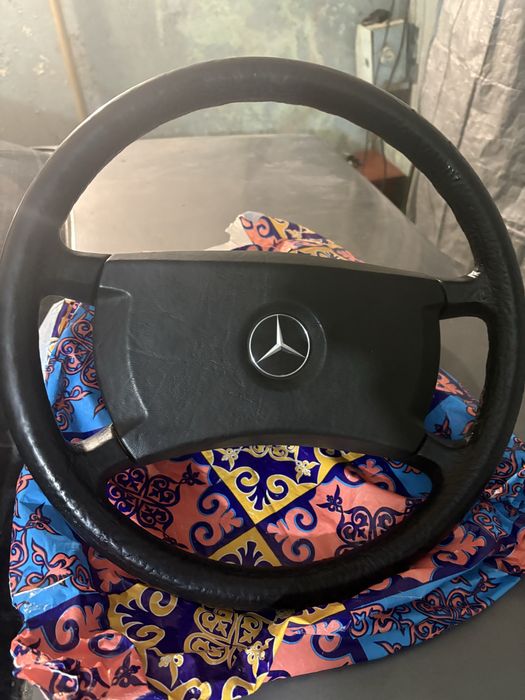 Продам руль w124