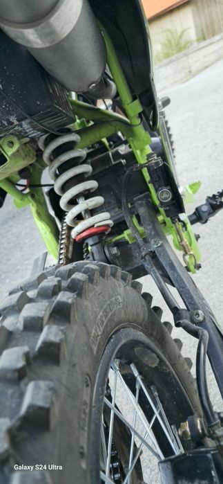 Бензинов кросов мотор 125cc