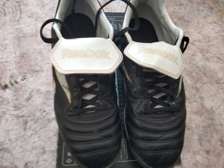 Продаю Сороконожки Reebok