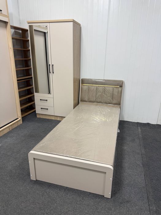 Ishlab chiqaruvchidan krovat 880.000 bomba narx ulgurib qolamiz