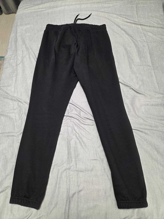 Vand Pantaloni de trening Adidas