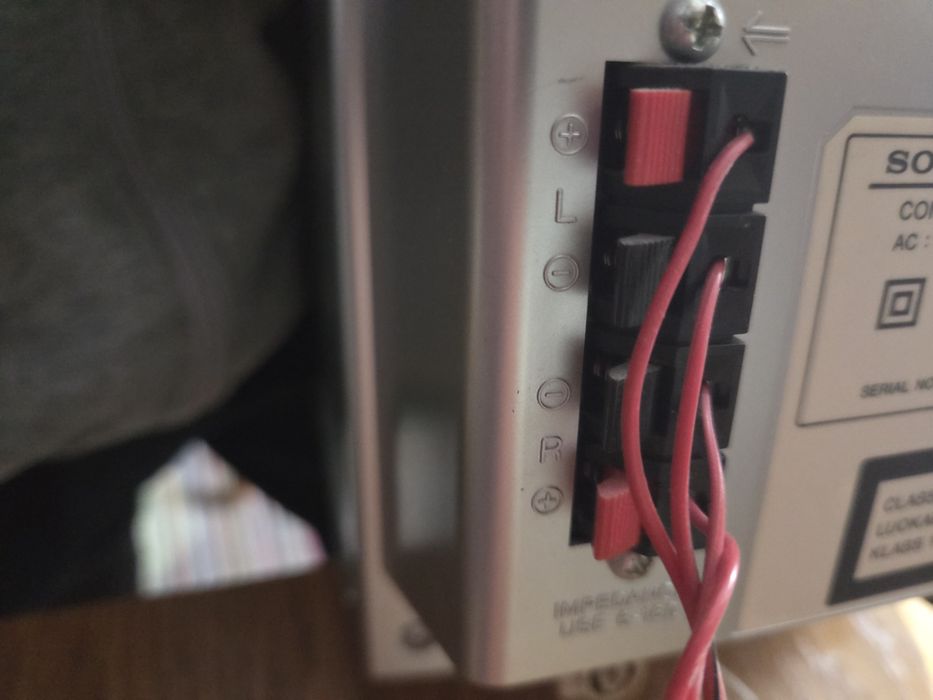 Combina muzicala Sony, cu CD,Casetă ,Radio
