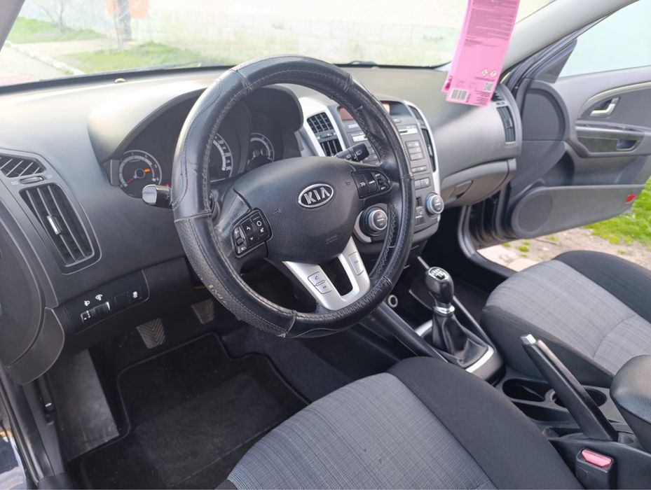 Kia Ceed 1.6 CRDI, Нов внос