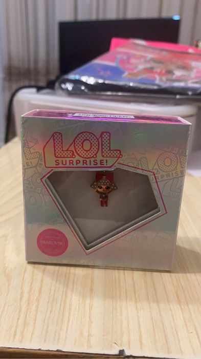 Кулон LOL surprise