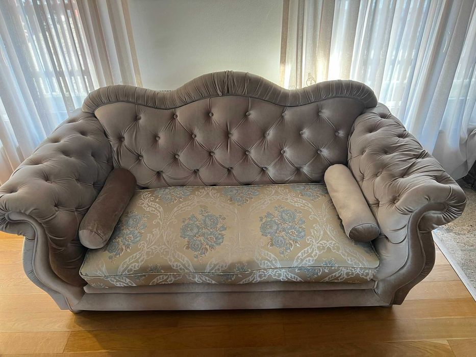 Set canapele model Chesterfield