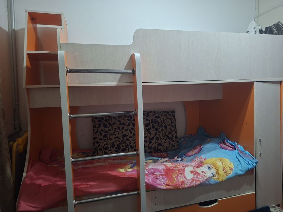 Детский двухярусный  кровать