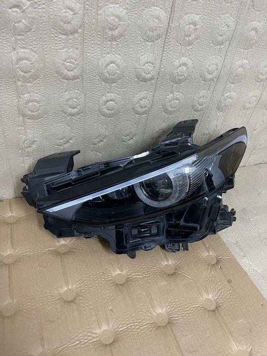 Far stanga Mazda 3 Full Led BCJH51040 B0L567890 EU 2019 2020 2021 2022