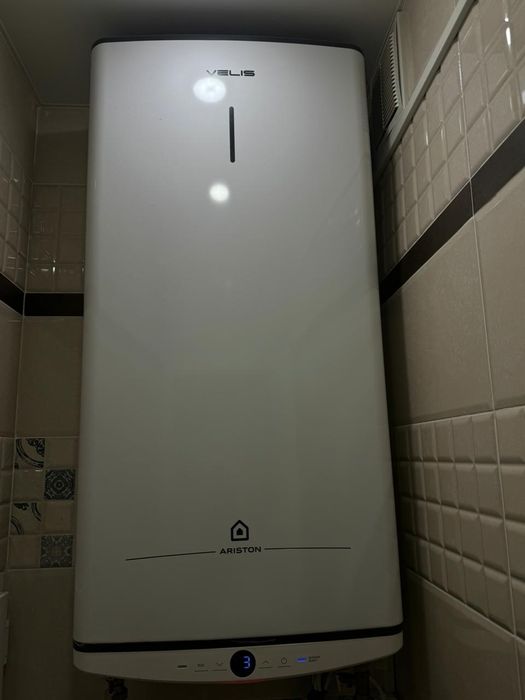 Ariston 80 литровый