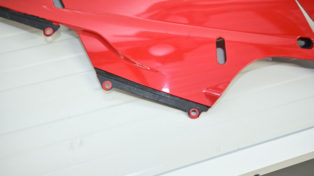 Ducati 848 1098 1198 Carena burta lateral inferioara dreapta