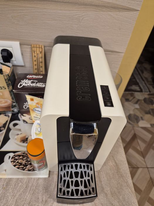 Espresso, aparat cafea profesional Cremesso