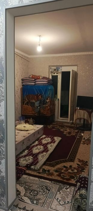 4 xonali qvartirya sotiladi