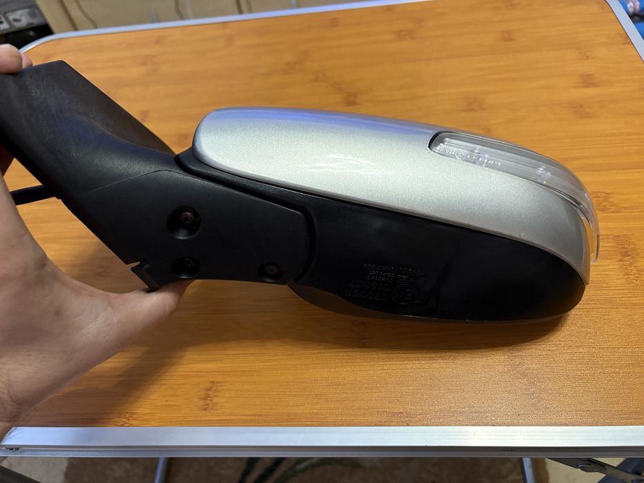 Зеркало Тойота Авенсис 2 рест (левое)