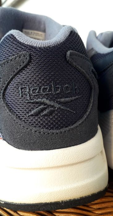 40.5 номер дамски Reebok Aztrek