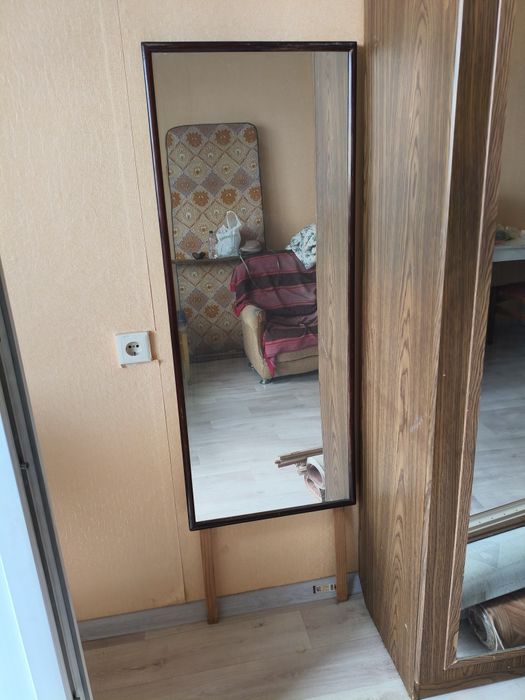 Продам зеркала разные