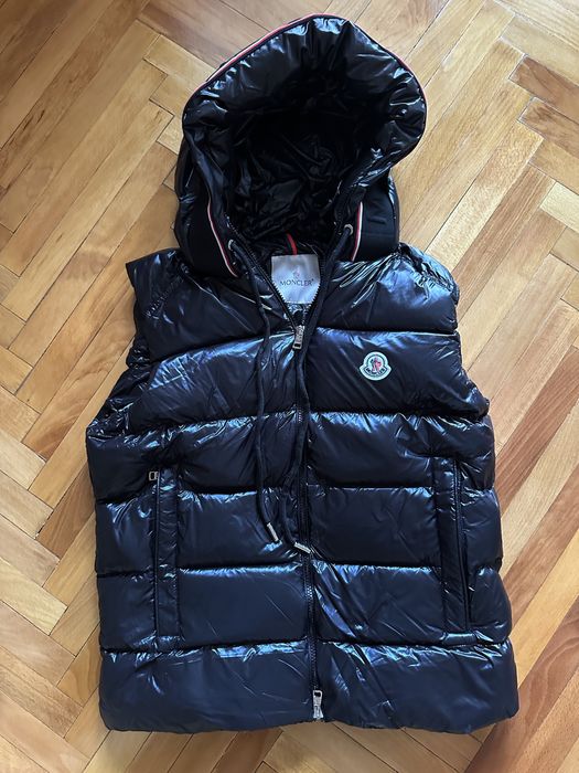 Vesta Moncler Neagra, umplutura premium Puf, S