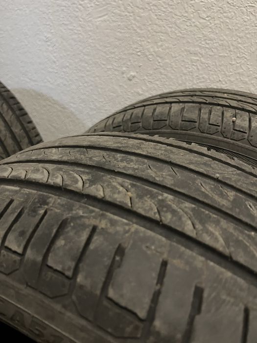 Комплект летних шин 215/55/16