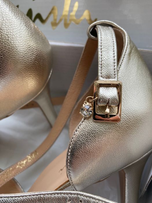 Сандали R. Polanski