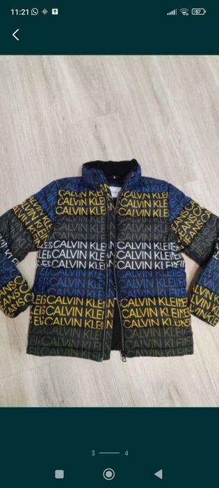 Продам куртку теплую calvin klein оригинал