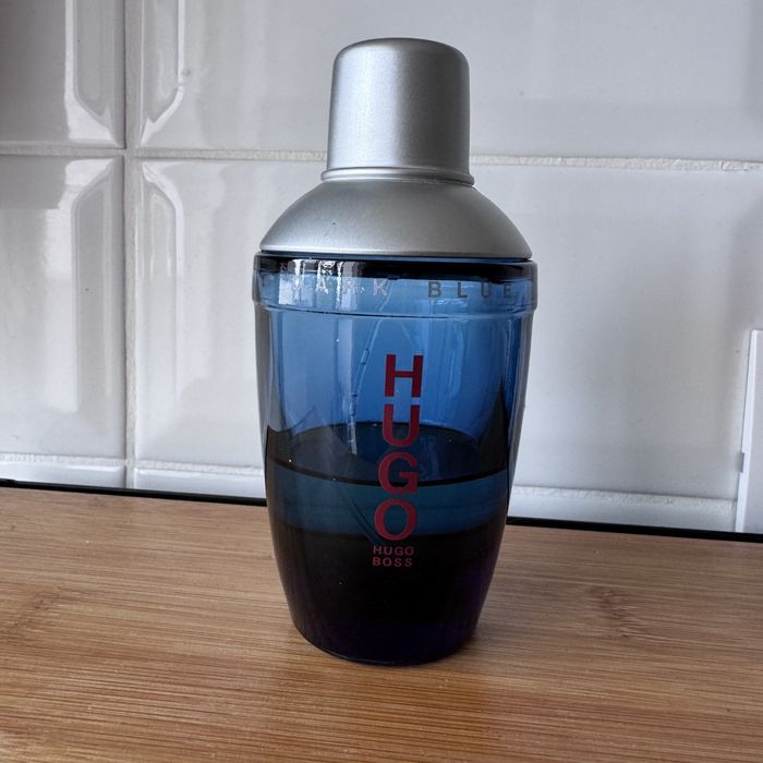 Parfum de barbati Hugo Boss Dark Blue eau de toilette original 75 ml