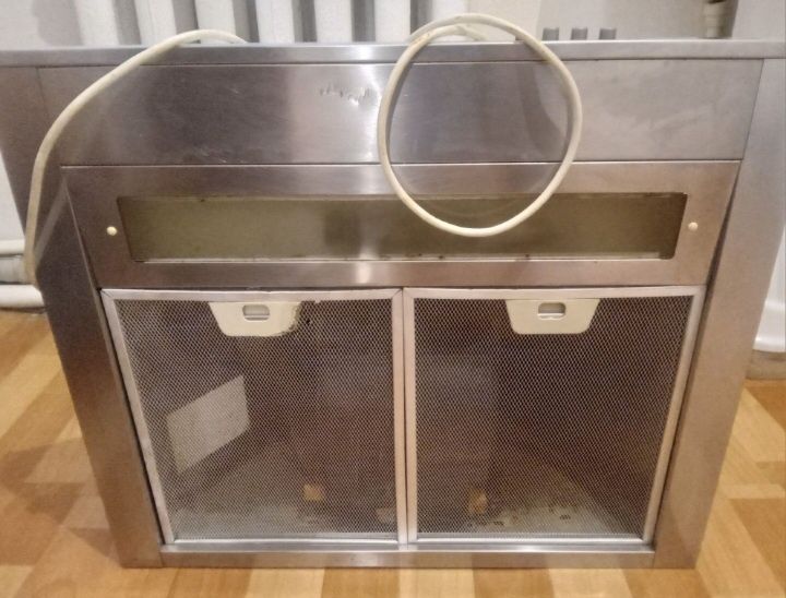 Продам Вытяжка фирма Бош