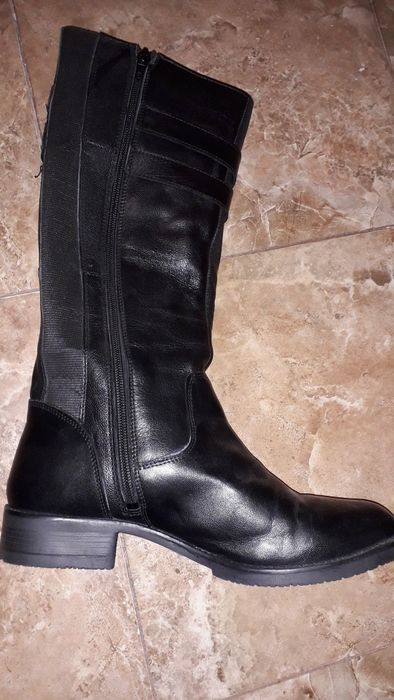 Дамски боти и ботуши ест.кожа и велур 39 и 40н.