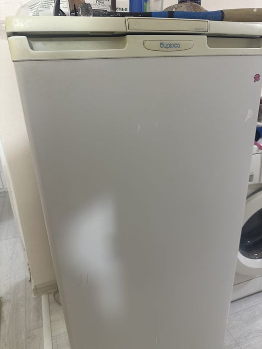 Холодильник Бирюса