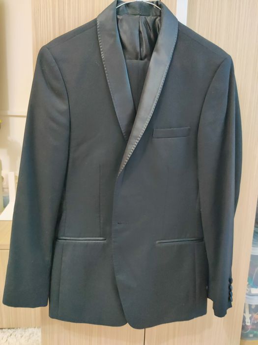 4 costume bărbătești mărime M